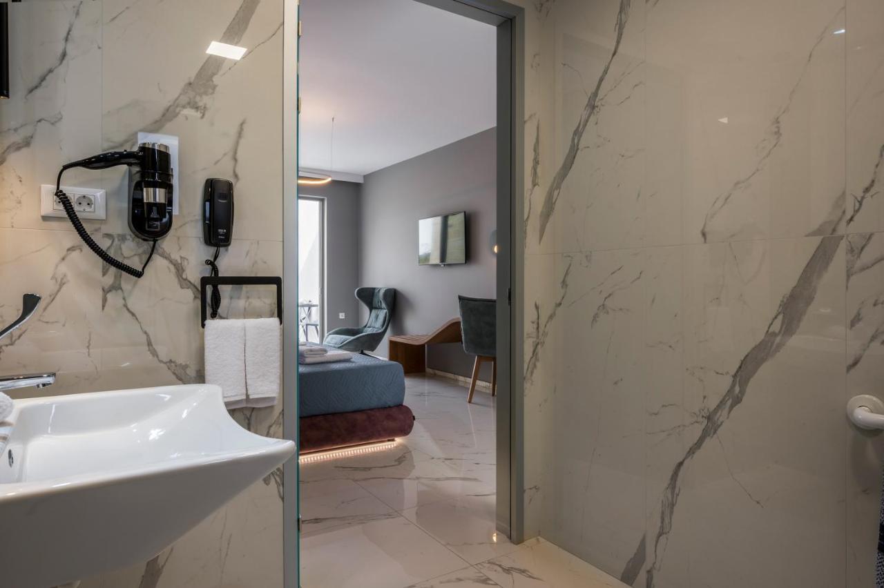 Blue Elephant Boutique Hotel & Spa - Adults Only อัลมีรีดา ภายนอก รูปภาพ
